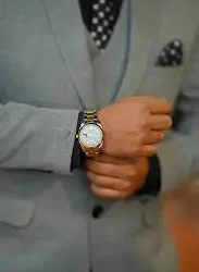 Shop Coach Gold Bracelet Watch: A Timeless Accessory for Every Fashion Enthusiast shop coach gold bracelet watch